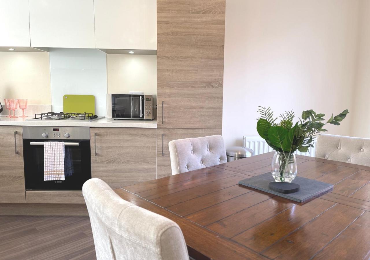 Ashford Holiday Home Sleeps 6 Free Parking Wifi Willesborough Exteriér fotografie