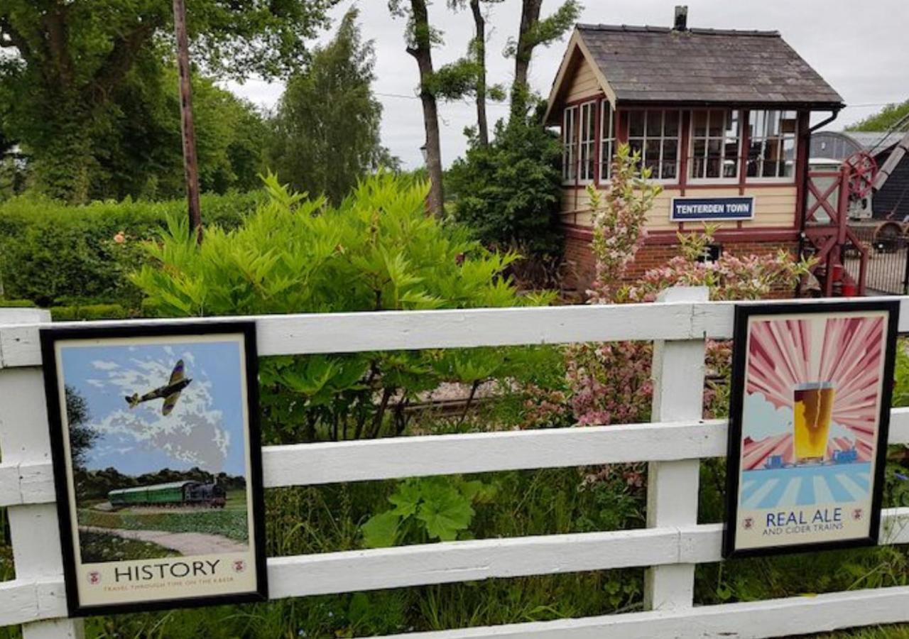 Ashford Holiday Home Sleeps 6 Free Parking Wifi Willesborough Exteriér fotografie